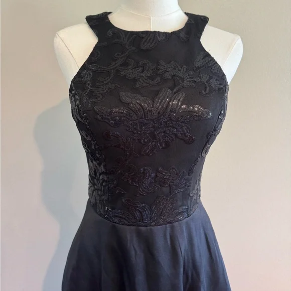 Windsor Black Embellished Halter Gown - Picture 4 of 9